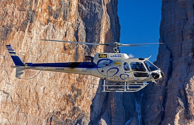 vrtulník v tyrolsku