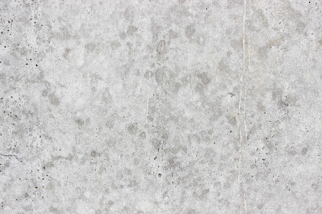 stěna z betonu.jpg